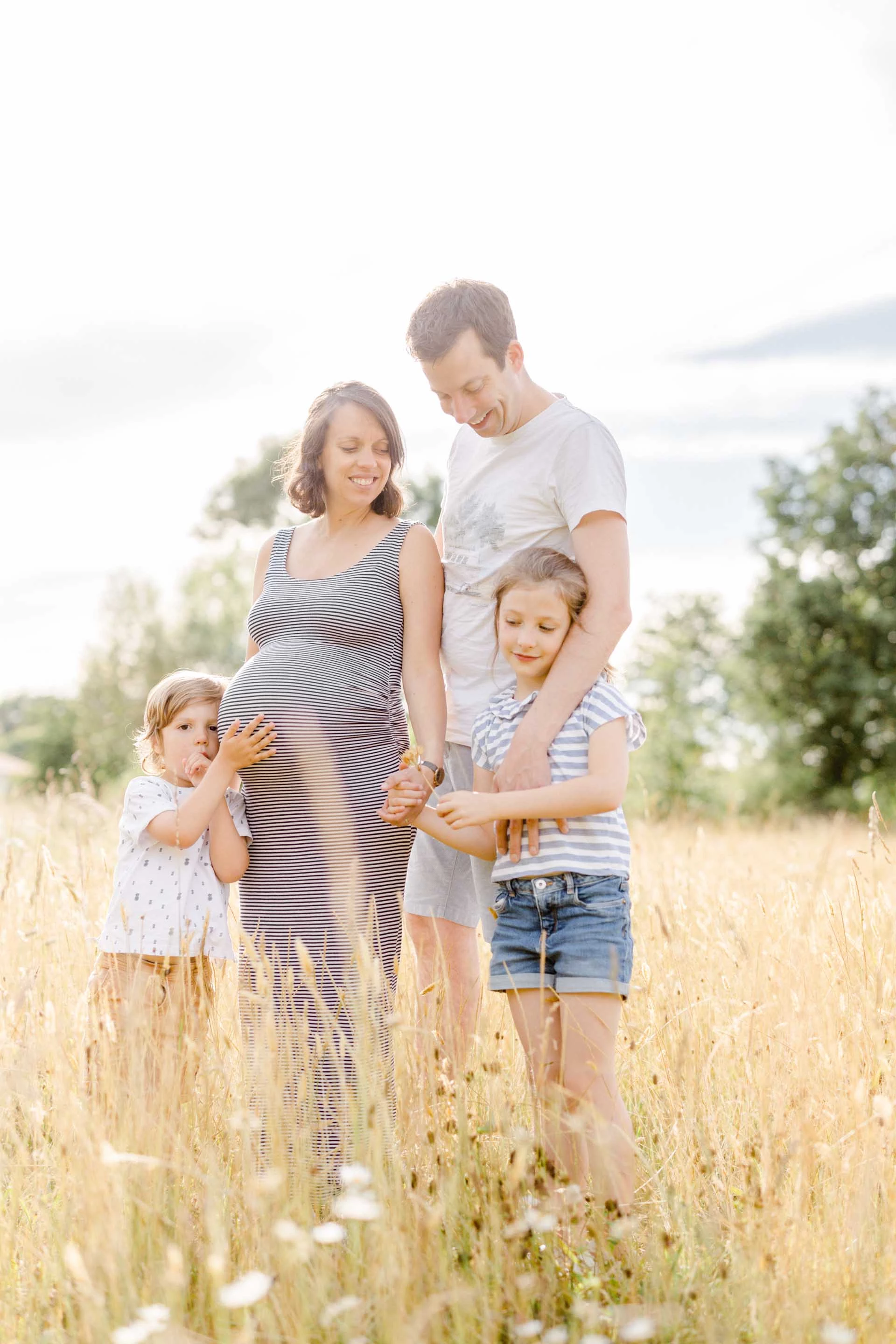 bonheur robe enfant famille prairie